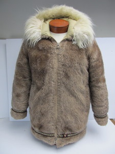 lot 132 image: Nice HANSA-BRANTA by Stearns Ladies Goose Down Winter Coat - Size Medium