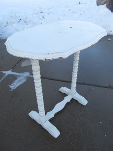 lot 135 image: Vintage White Painted Wood Side Table