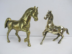 lot 139 image: 2 Vintage Solid Brass Horse Statues