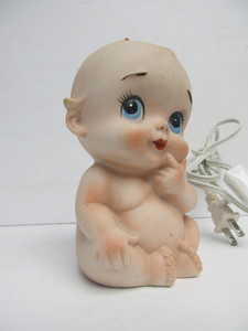 lot 141 image: Vintage LEFTON Lighted Porcelain KEWPIE Doll LampNightlight 