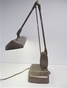 lot 147 image: Vintage DAZOR Industrial Swing Arm Mid Century Drafting Desk Lamp