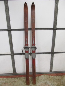 lot 128 image: Old Vintage LUND Wooden Snow Skis