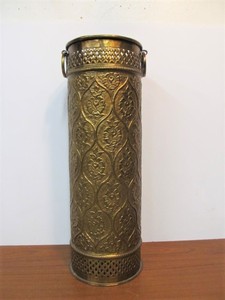 lot 109 image: Ornate Vintage Solid Brass Umbrella Holder