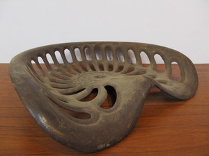 lot 183 image: Antique CHAMPION Cast Iron Tractor Seat #3