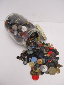 lot 223 image: Large Jar FULL of Vintage Buttons