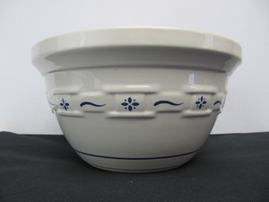 lot 228 image: Large 12 LONGABERGER Mixing Bowl