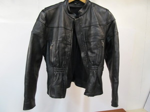 lot 251 image: Nice Genuine Leather Mens Leather FLYING BIKES Motorcycle Jacket - Size L