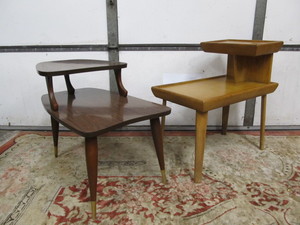 lot 263 image: 2 Vintage Mid Century Side Tables Nightstands