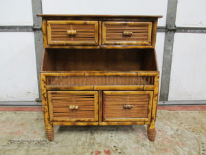 lot 264 image: Nice Old Vintage RattanBamboo 4-Drawer Cabinet Table