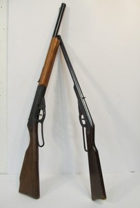 lot 268 image: Vintage DAISY BB & Toy Gun