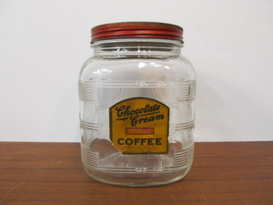 lot 299 image: Old Vintage CHOCOLATE CREAM Coffee Paper Label Glass Advertising Jar