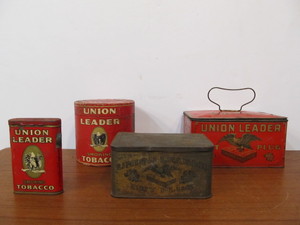 lot 309 image: Vintage & Antique UNION LEADER Tobacco Tins 