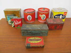lot 310 image: Nice lot of Vintage & Antique Advertising Tobacco Tins