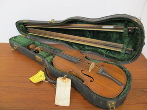 lot 315 image: Antique 1890s Violin by J.H. Ring - Includes 2 Bows