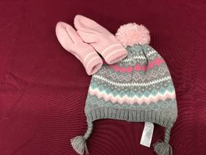Carters Girls 2t-4t Mittens & Beanie