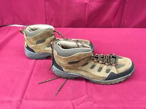 Rugged Mens Size 13 Boots