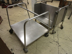 lot 211 image: DISH AND KITCHEN CADDY CARTS