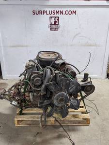 lot 8 image: FORD 6.9  7.3 Liter IDI Diesel Engine and Transmission