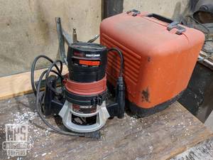 lot 13 image: Craftsman Router in Case - Tested and Works