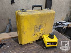 lot 15 image: David White ML200 Rotary Laser