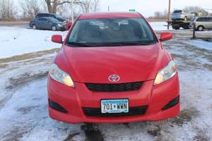 lot 4716 image: 2010 Toyota Matrix - 2 Owners - Manual Transmission -