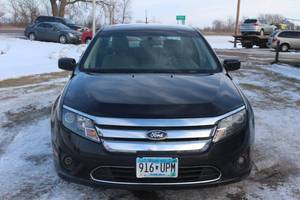 lot 4715 image: 2010 Ford Fusion SE - 2 Owners -
