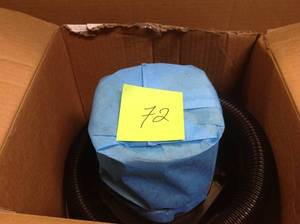 lot 72 image: Bucket Head 5 Gal. 1.75-Peak HP Wet Dry Vac  in good condition