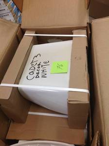 lot 76 image: American Standard Cadet 3 Decor Tall Height 2-Piece 1.28 GPF Single Flush Elongated Toilet with Seat in White, Seat Included not used