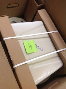lot 85 image: American Standard Reliant 2-Piece 1.28 GPF Single Flush Round Toilet with Slow Close Seat in White not used