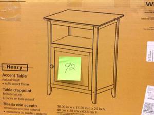 lot 92 image: Winsome 82115 - Henry Accent Table Natural not used
