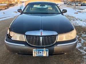 2000 Lincoln Town Car Executive