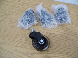 Lot of 4 Casters