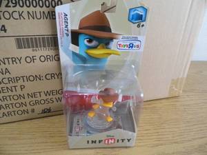 Case of 24 Agent P Figures