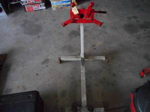 One Used Engine Stand - GRAY