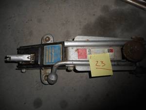 Used Hydraulic Floor Jack