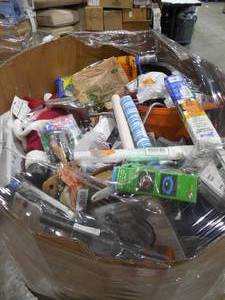 lot 17 image: WHOLESALE PALLET LOT OF GENERAL MERCHANDISE, SMALLS- TOOLS,HARDWARE ITEMS