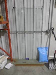 lot 63 image: 38 X 78 TEMPERED GLASS SLAB