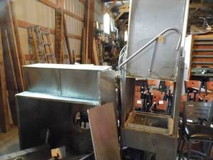 Dish Washing Station