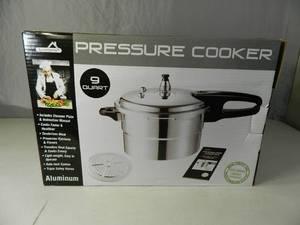 lot 10 image: New 9 Quart Pressure Cooker