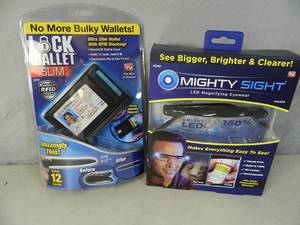 lot 70 image: New Lock Wallet Slim and New Mighty Sight