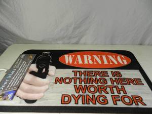 lot 71 image: New Gun Rug