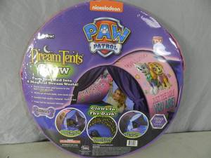 lot 110 image: New Paw Patrol Dream Tents Glow