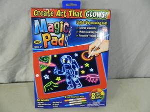 lot 111 image: New Magic Pad