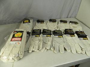 lot 120 image: 21 New Pairs of Canvas Gloves