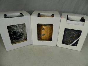 lot 122 image: 3 New Tabletop Wax Warmers
