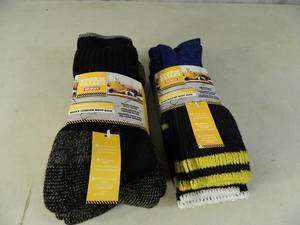 lot 139 image: 6 New Pairs of Socks