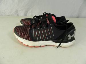 lot 147 image: Womens Under Armour Shoes