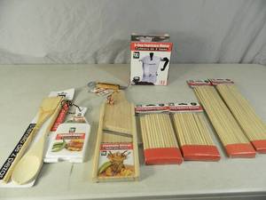 lot 164 image: New Kitchen Items
