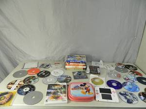 lot 167 image: Nintendo 2DS and Media