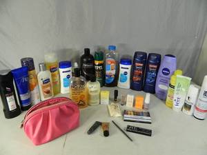 lot 175 image: Personal Products